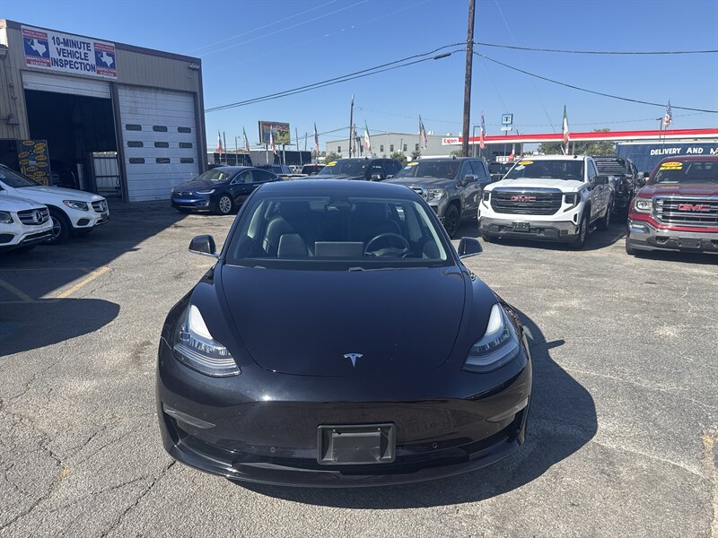 tesla model 3 2018 5YJ3E1EA8JF050167 image tesla model 3 2018 5YJ3E1EA8JF050167 image